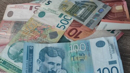 Novčanice, dinari i evri